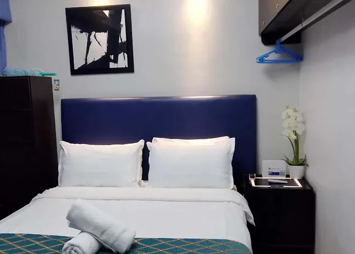 K2 Hotel *